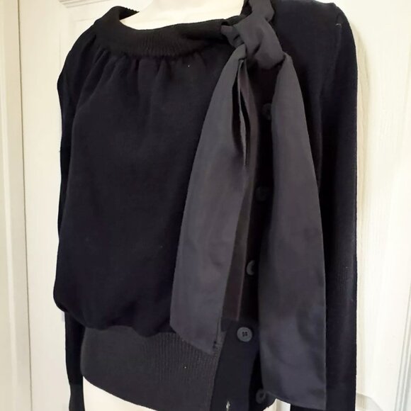 NWT COS Bow Tie Side Buttons Knit Top Sweater Black Stretchy Size S - Picture 2 of 7